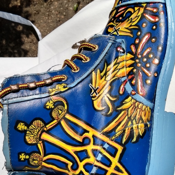 Custom Boots - Picture 12 of 15